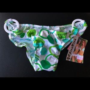 Women’s bikini scrunch bottom